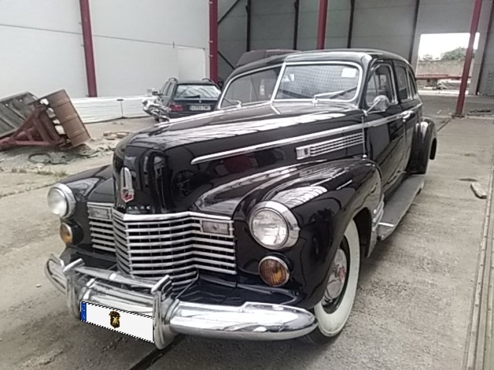 CADILLAC 